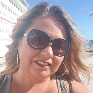 Meet your Posher, Serenna